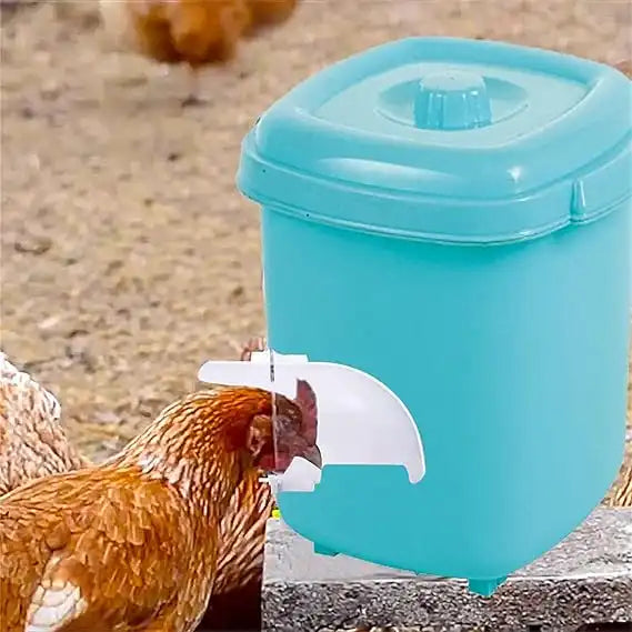 4 Mangeoire à Poules + Kit de fixation (Sans Seau)